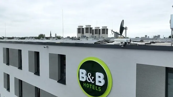 B&B