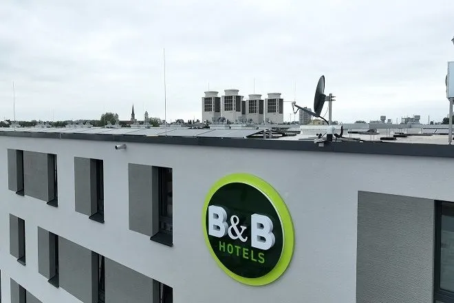 B&B