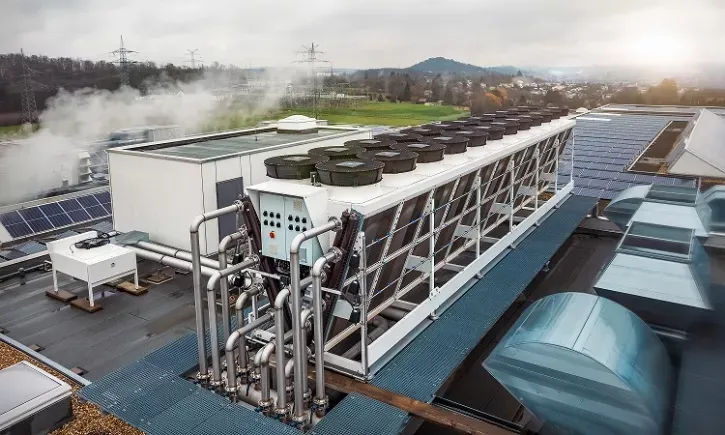 Anhand eines digitalen Zwillings lässt sich mit NEXAIRA der aktuelle Anlagenzustand ermitteln, überwachen und optimieren. Das erhöht die Betriebssicherheit und die Energieeffizienz.
