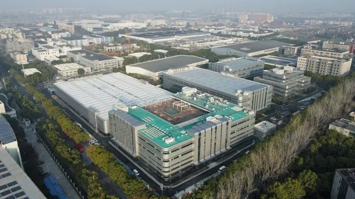Der Betrieb von ebm-papst China wird nun schrittweise in den 33.000 m² großen Gebäudekomplexes verlegt.