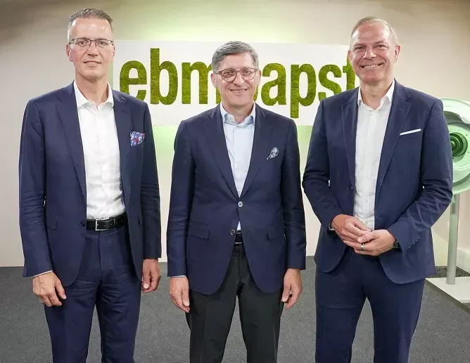 CEO Dr. Klaus Geißdörfer (Mitte) erläuterte im Rahmen der Bilanzpressekonferenz gemeinsam mit CFO Harald Klaiber (rechts im Bild) und CTO Prof. Dr.-Ing. Tomas Smetana die Ergebnisse des zurückliegenden Geschäftsjahres und gab einen Ausblick auf künftige Vorhaben.