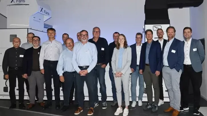 Auf Einladung der TROX X-FANS GmbH trafen sich die Mitglieder der FGK-Arbeitsgruppe 01 „Ventilatoren“ und die Partner der Ventilatortauschkampagne in Bad Hersfeld.