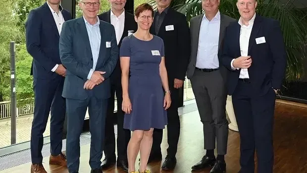 Die FGK-Mitglieder wählten Simon Nehls, Wolf GmbH (links), und Dror Peled, Mitsubishi Electric Europe B.V. (rechts), neu in den Vorstand.
