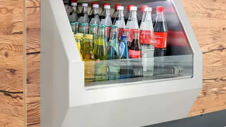 SB-Flaschenausgabe nach „grab & go“-Prinzip auf der Gastseite