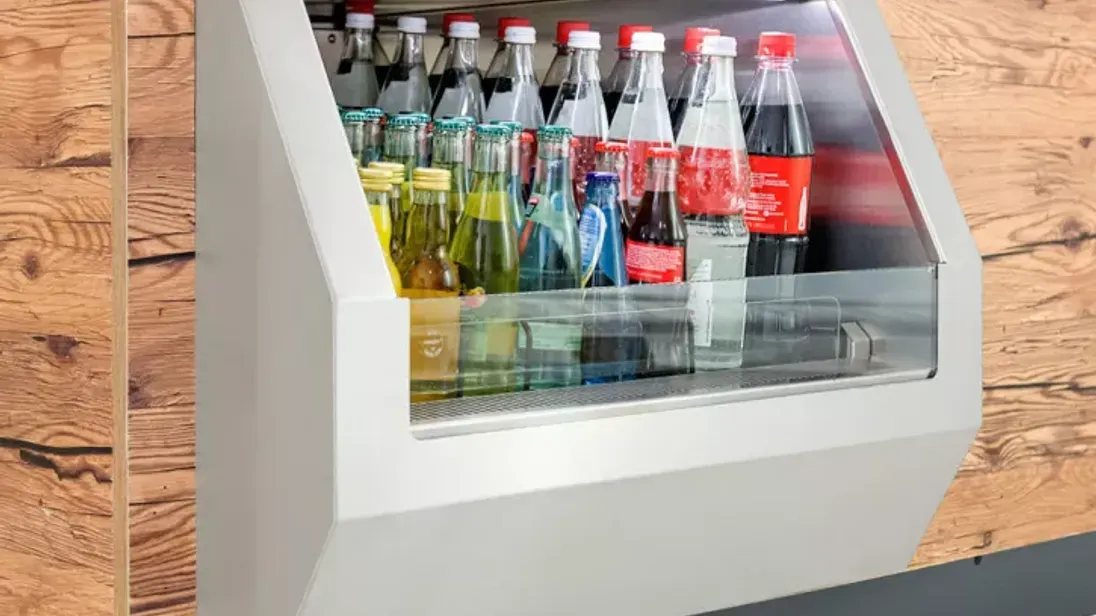 SB-Flaschenausgabe nach „grab & go“-Prinzip auf der Gastseite