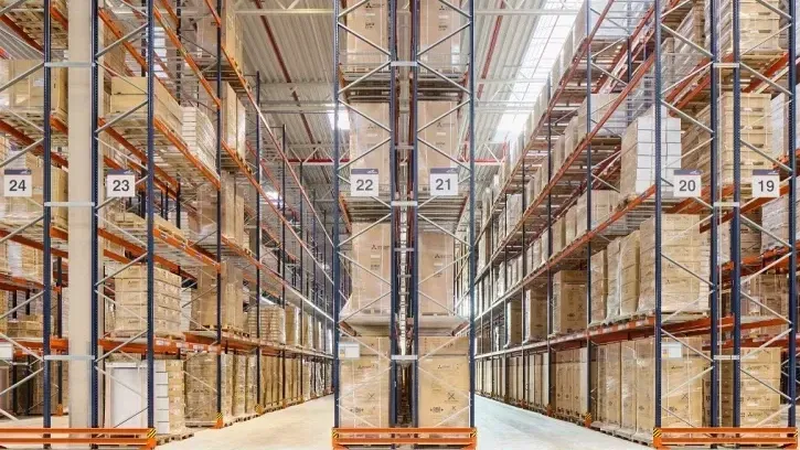 Der neue Logistikstandort ermöglicht es Mitsubishi Electric sein vielfältiges Klima- und Lüftungsprogramm sowie seine modernen Wärmepumpen nachhaltig und sicher zu lagern.