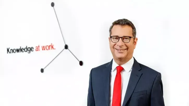 „Die Partnerschaft mit Fortuna Düsseldorf ist uns eine Herzensangelegenheit“, sagt Dror Peled, Deputy Division Manager und General Manager Marketing & Export Sales bei Mitsubishi Electric Living Environment Systems