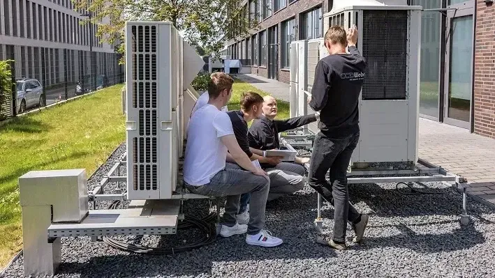 Die praxisnahen Techniktrainings sind in die bekannten Grundlagen-, Aufbau- und Expertenschulungen zu den Produktserien von Mitsubishi Electric strukturiert.