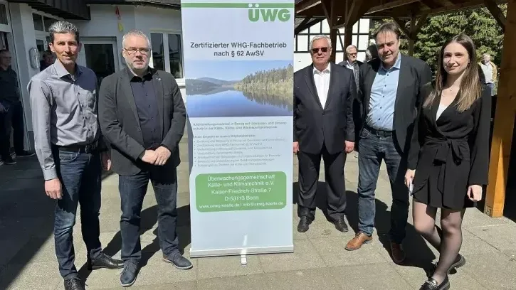 Der alte und neue Überwachungsausschuss (v.l.): Thomas Kleinehr (ÜWG-Vorsitzender), Olaf Baus (stellv. ÜWG-Vorsitzender und ÜWA-Mitglied), Karl-Heinz Thielmann (ÜWG-Geschäftsführer), Dr. Meinolf Gringel (ÜWA-Obmann), Melina Braun (ÜWG-Geschäftsstelle)