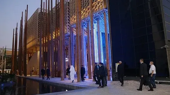 Im November 2021 veranstaltete die Systemair-Gruppe ein Live-Event auf der Weltausstellung in Dubai. Auch für die Lüftung und Klimatisierung der Räumlichkeiten vor Ort war der Hersteller für Lüftungs-Klima- und Kältetechnik verantwortlich.