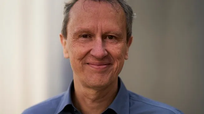 Prof. Strauß