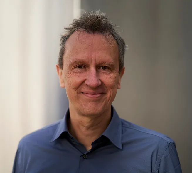 Prof. Strauß