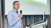 Prof. Dr.-Ing. Bert Oschatz war mit zwei Vorträgen auf dem BVF Symposium 2022 vertreten.