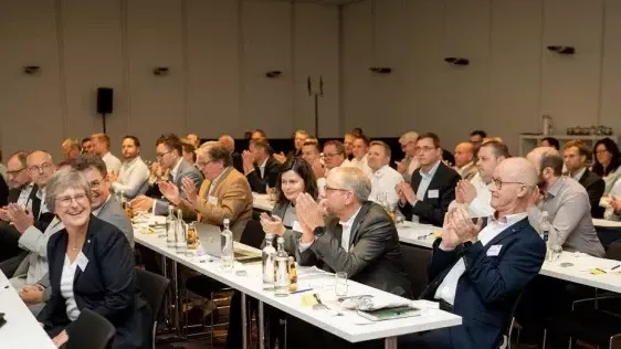 An der Jahrestagung 2024 in Bremen beteiligten sich über 140 Mitglieder des VDKL.