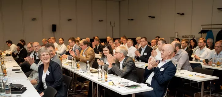 An der Jahrestagung 2024 in Bremen beteiligten sich über 140 Mitglieder des VDKL.