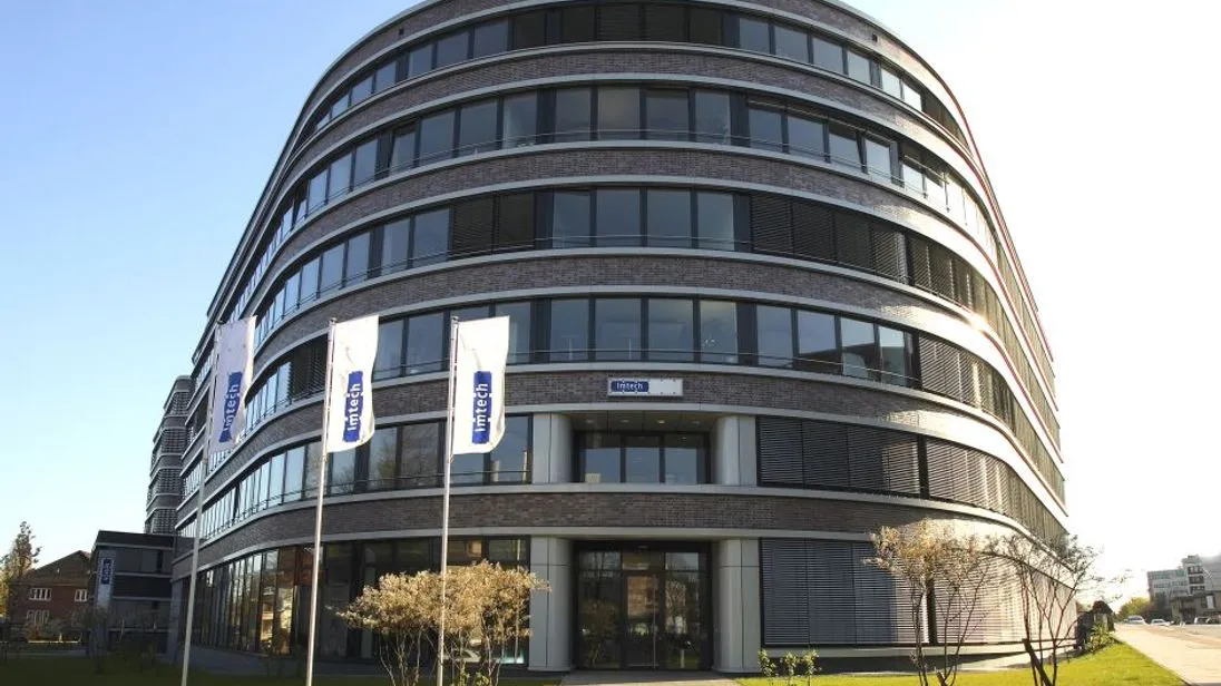 ZENTR_Imtech_Haus1