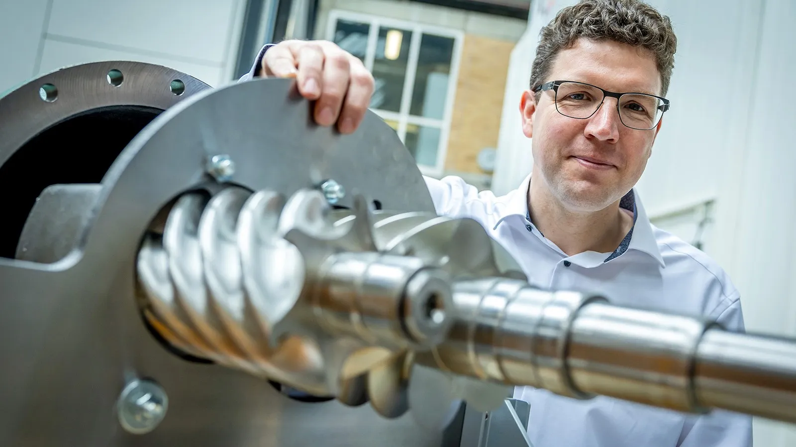 Simon Klink, Professor an der Universität Stuttgart