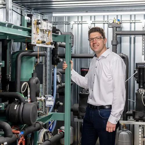 Simon Klink, Professor an der Universität Stuttgart